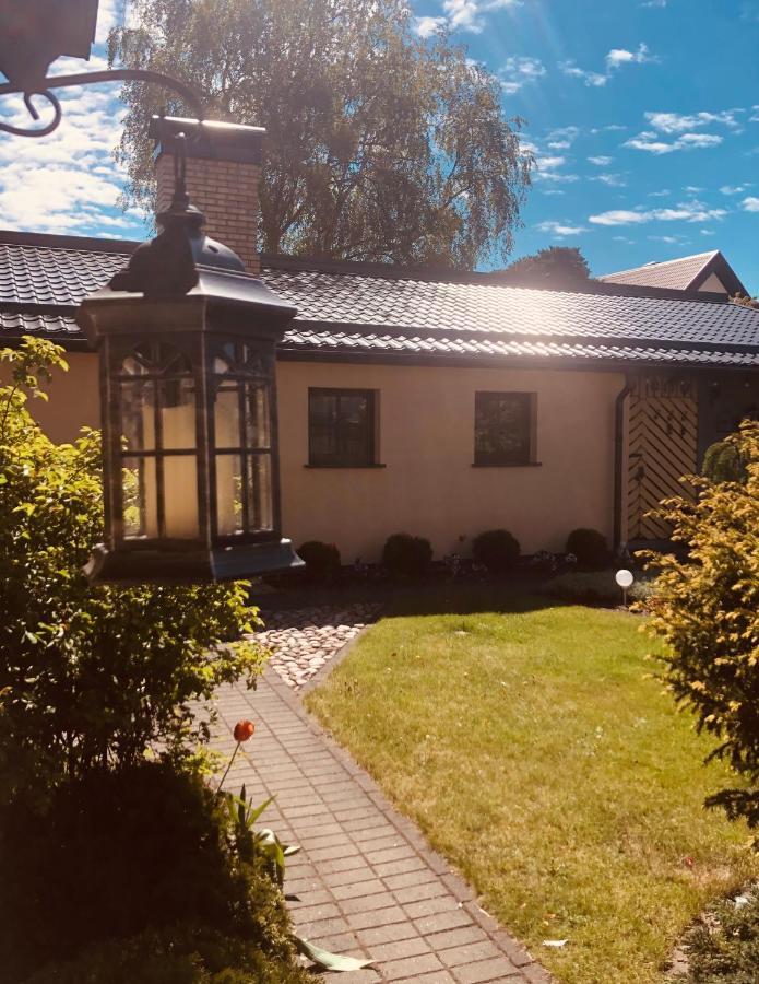 Anni Apartment Ventspils Exterior foto